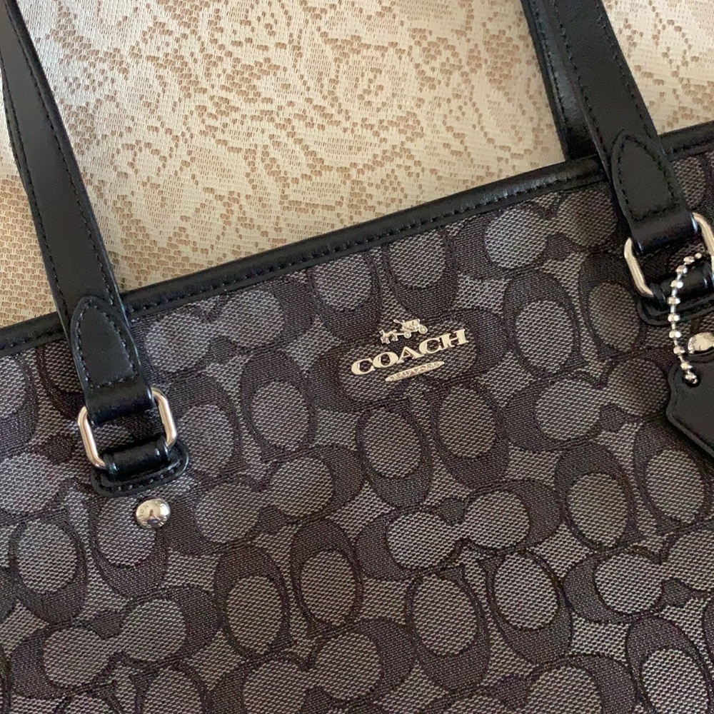 Final - Authentic Coach Medium Tote - image 3